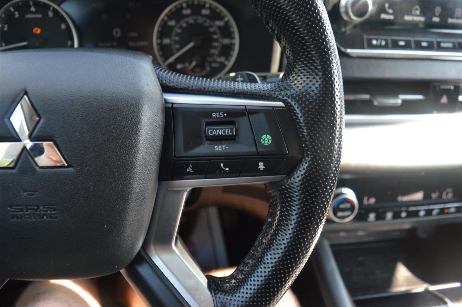2022 Mitsubishi Outlander SE photo 19
