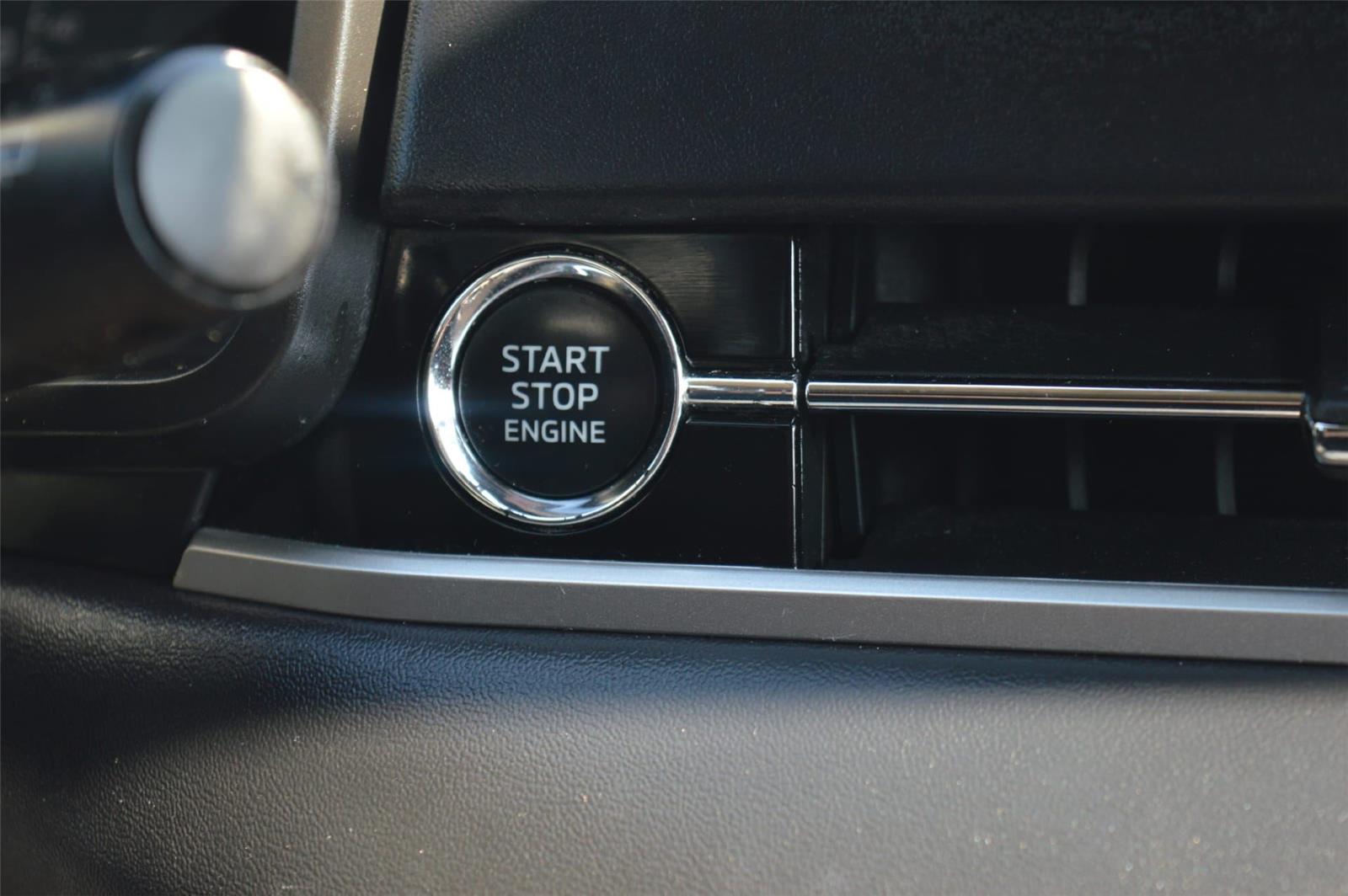 2022 Mitsubishi Outlander SE photo 26