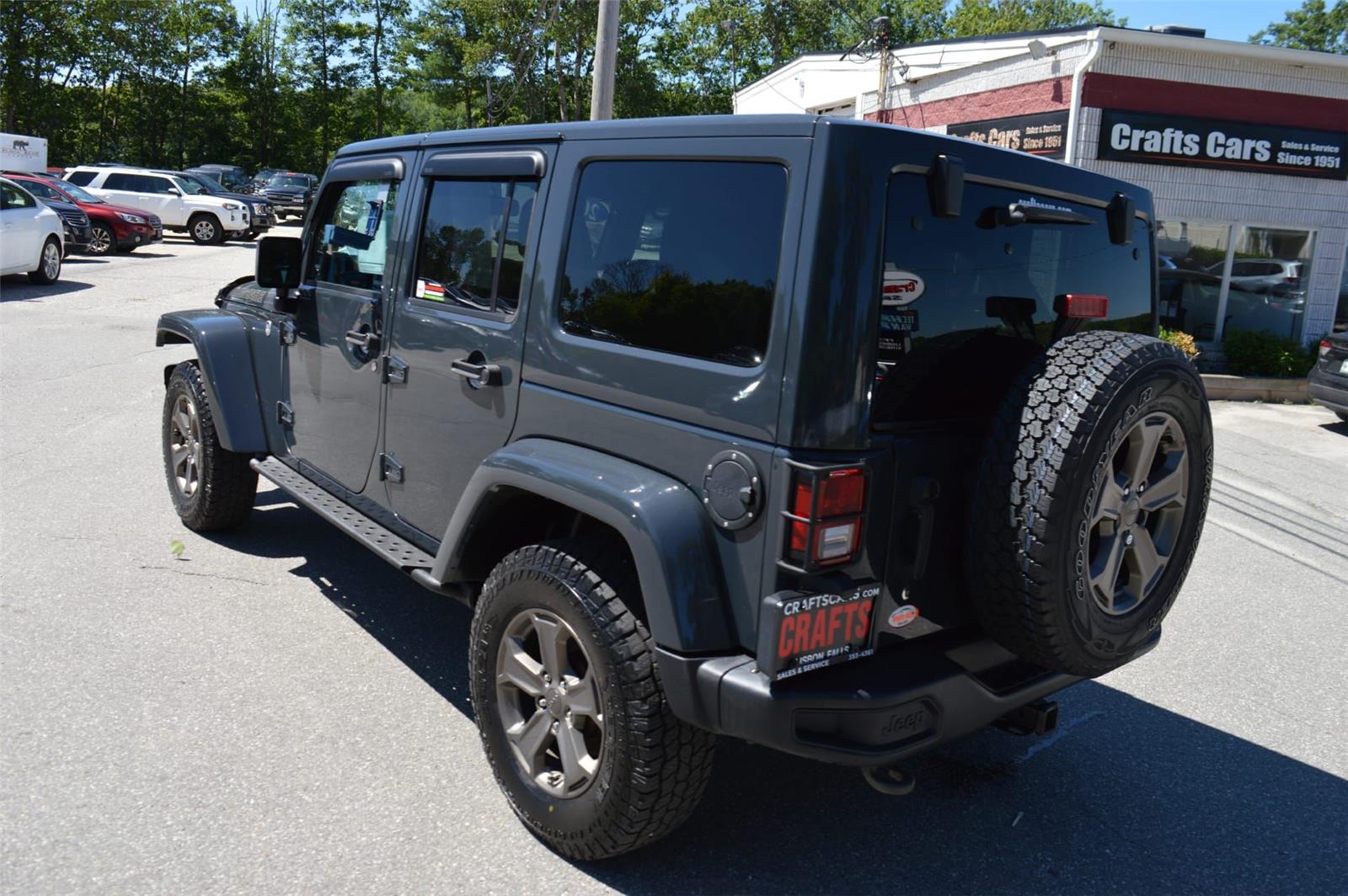 2018 Jeep Wrangler Unlimited Golden Eagle photo 4