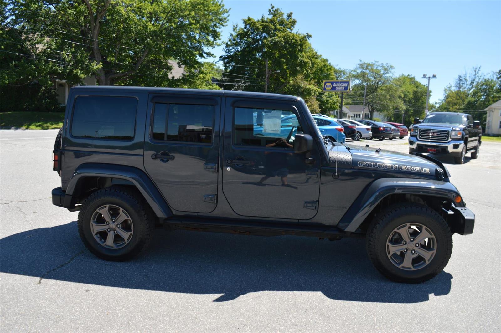 2018 Jeep Wrangler Unlimited Golden Eagle photo 7