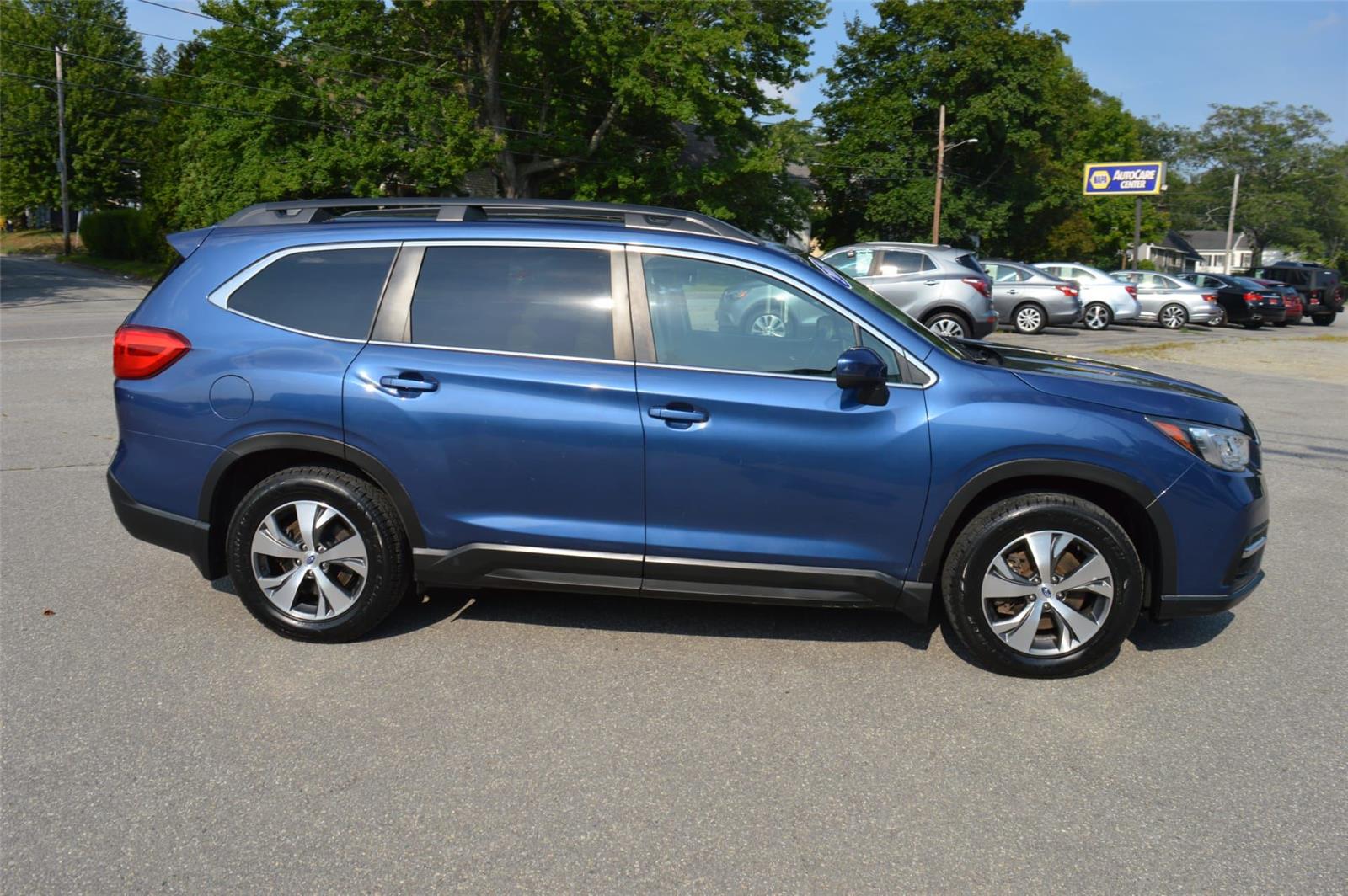 2019 Subaru Ascent Premium photo 5