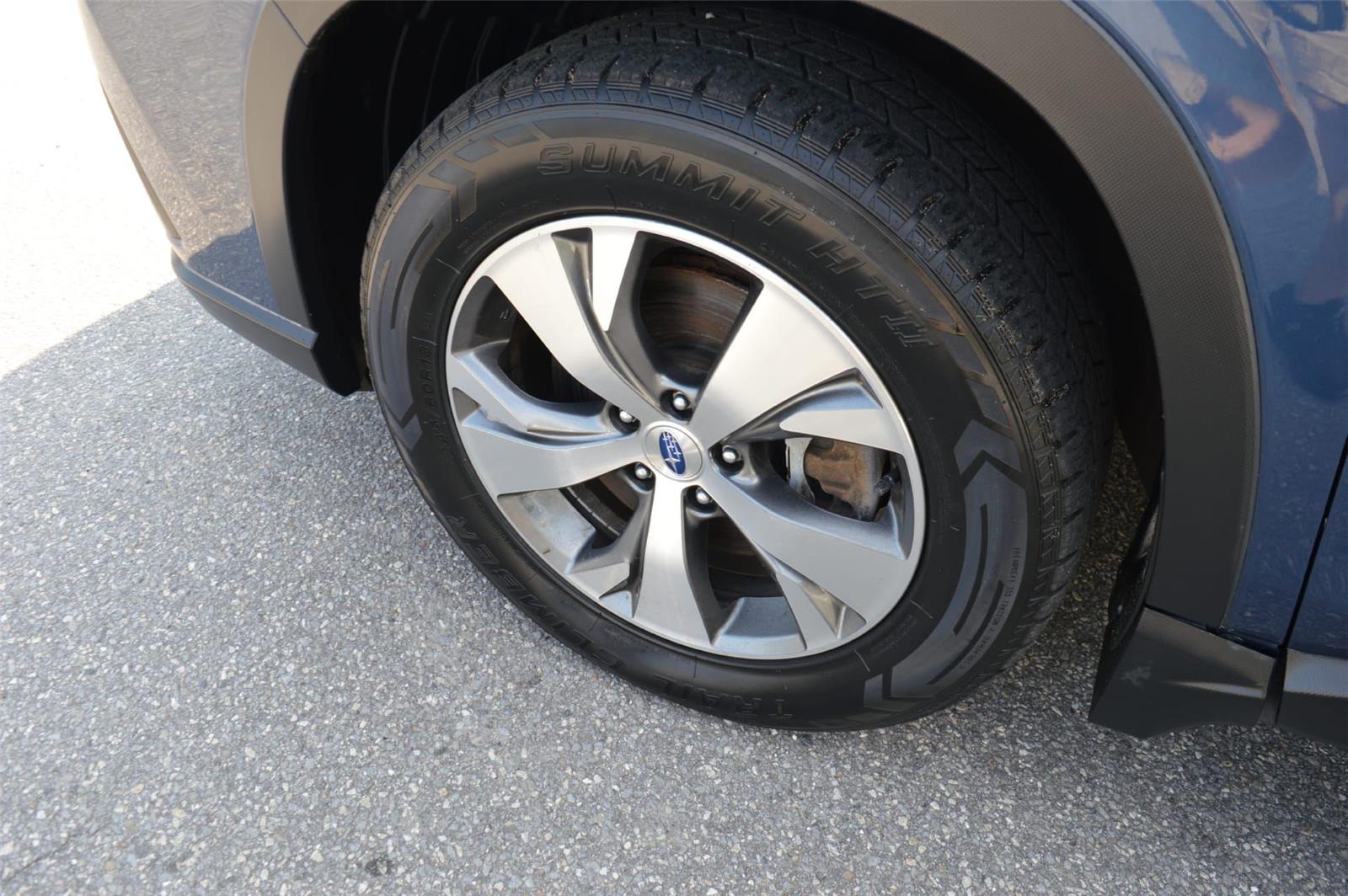 2019 Subaru Ascent Premium photo 8