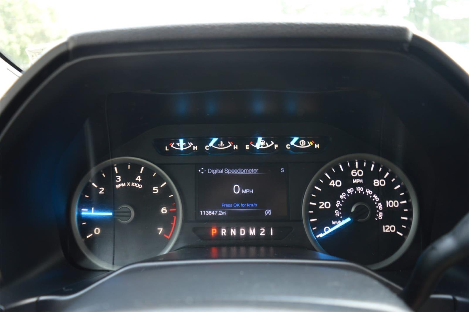 2016 Ford F-150 XLT photo 13