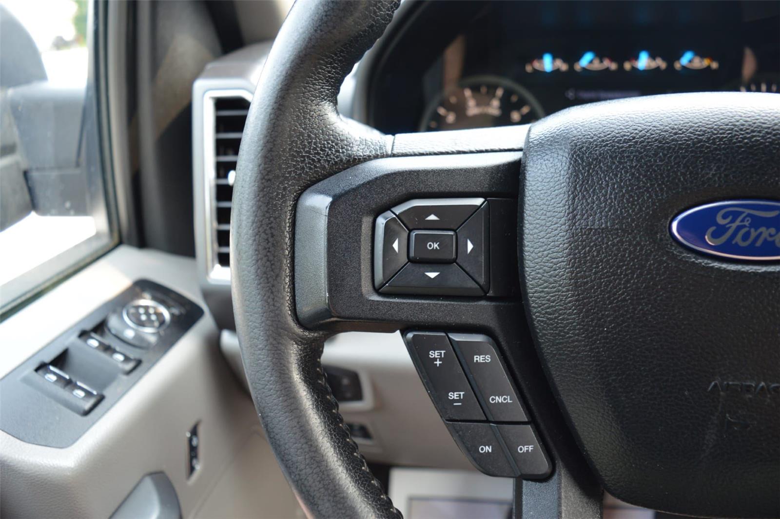 2016 Ford F-150 XLT photo 15