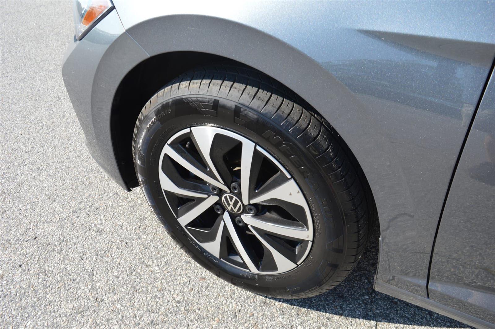 2024 Volkswagen Jetta S photo 10