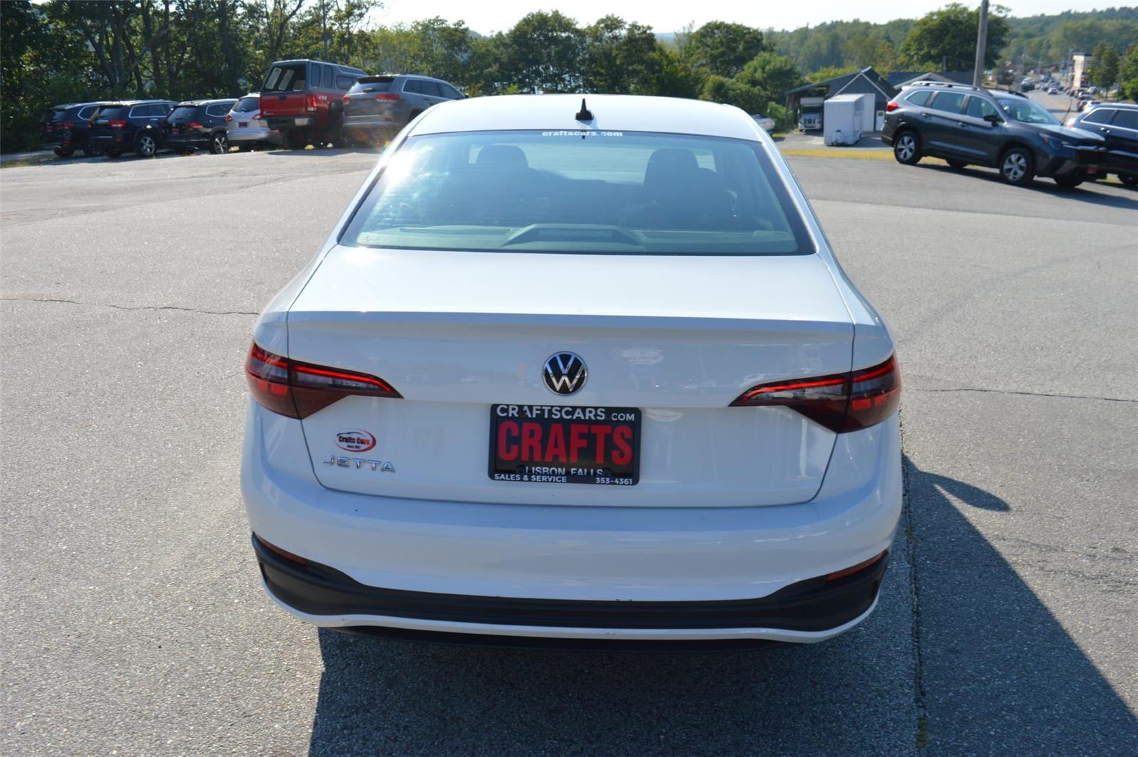 2024 Volkswagen Jetta S photo 4