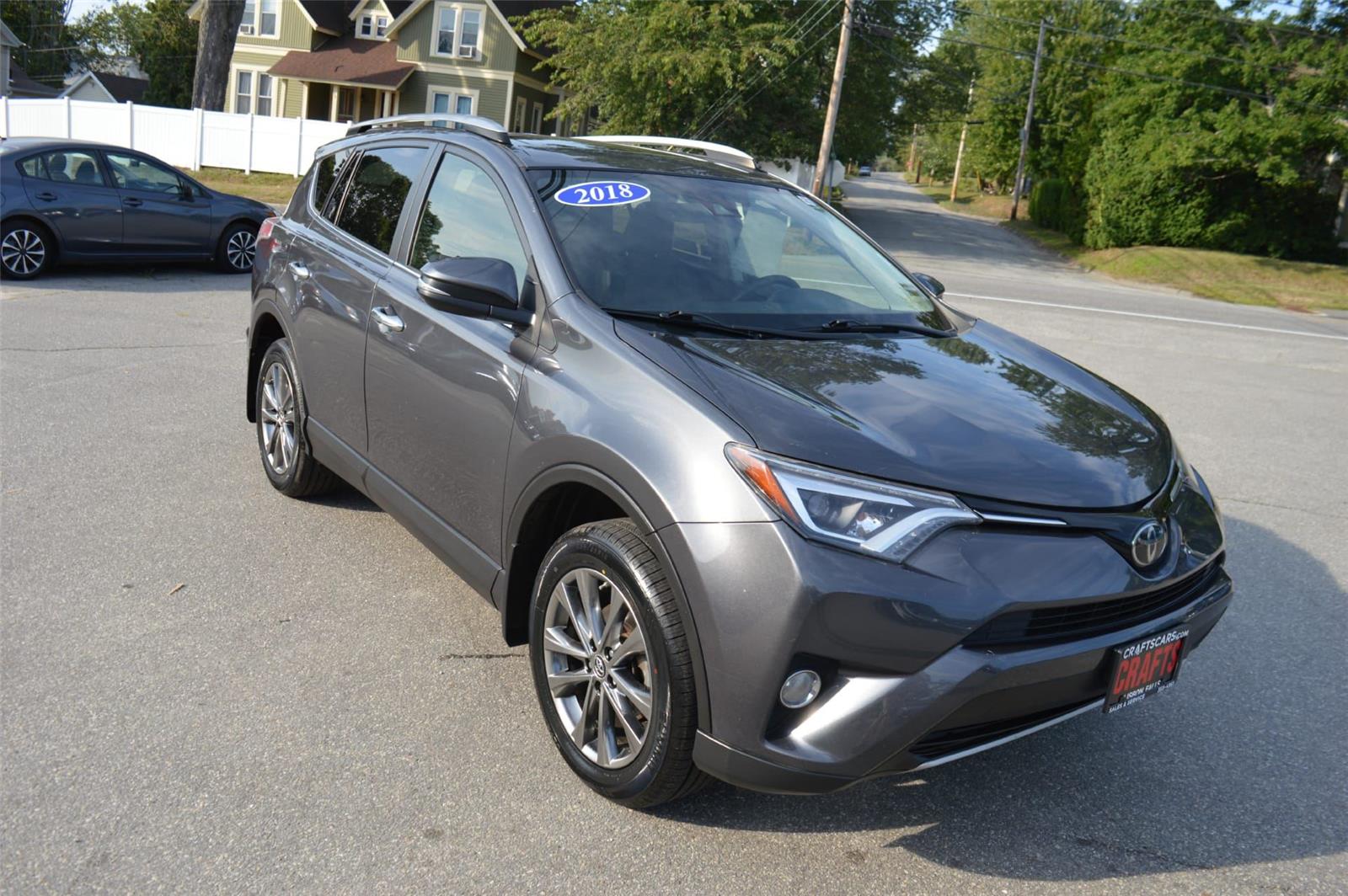 2018 Toyota RAV4 Limited photo 5