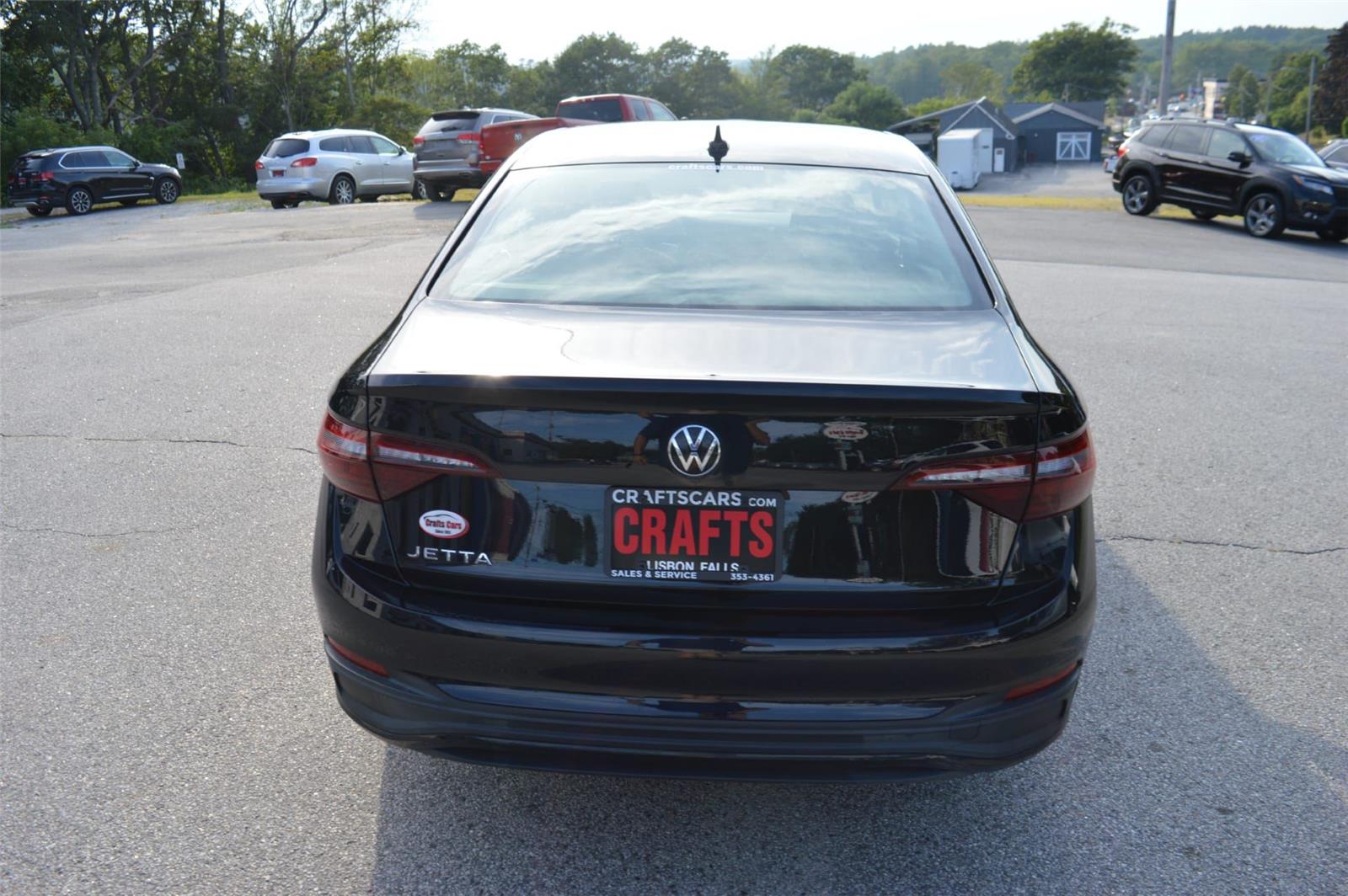 2024 Volkswagen Jetta S photo 3