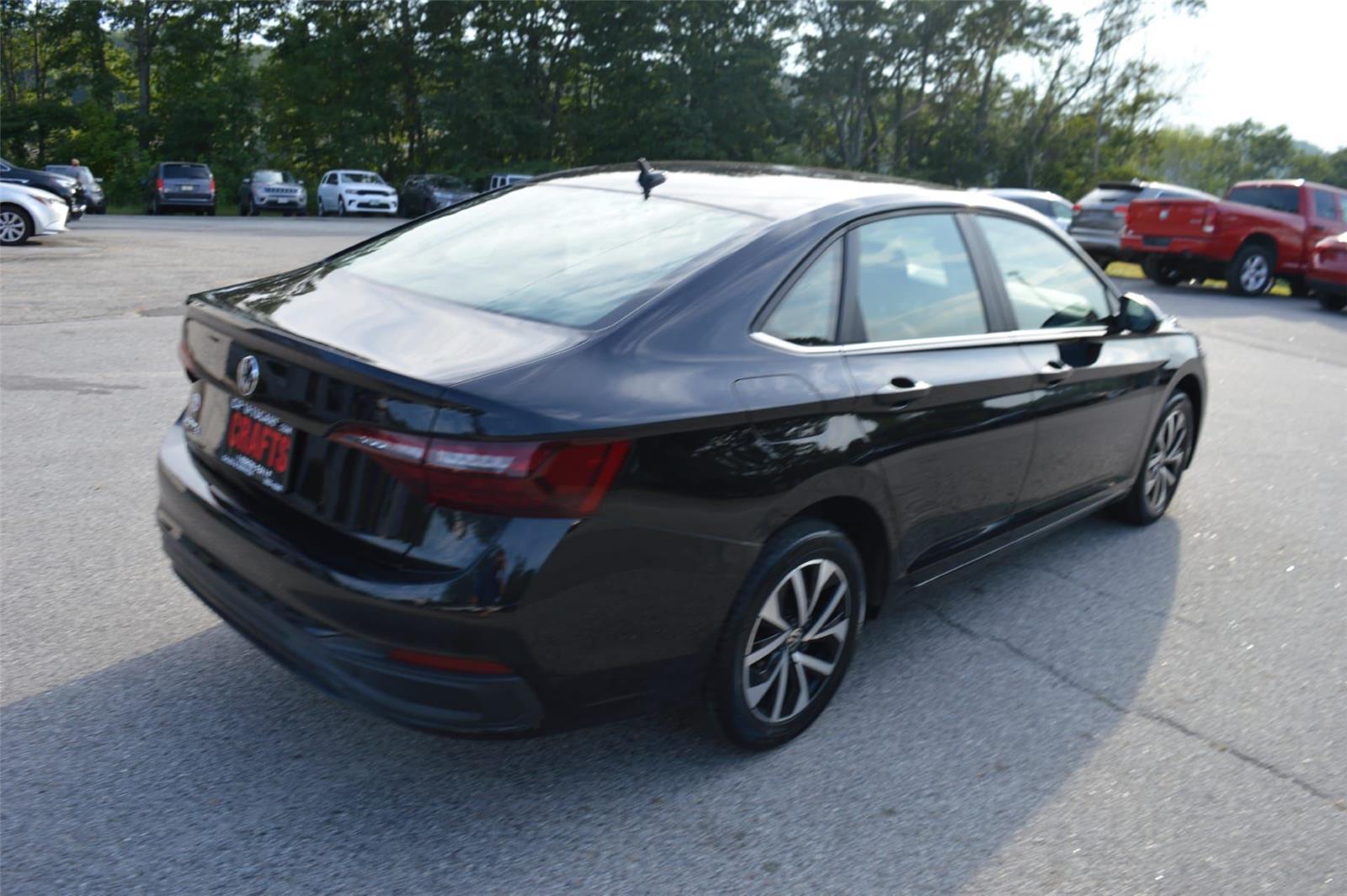 2024 Volkswagen Jetta S photo 4