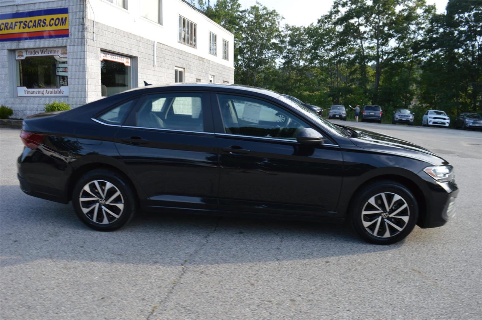 2024 Volkswagen Jetta S photo 5