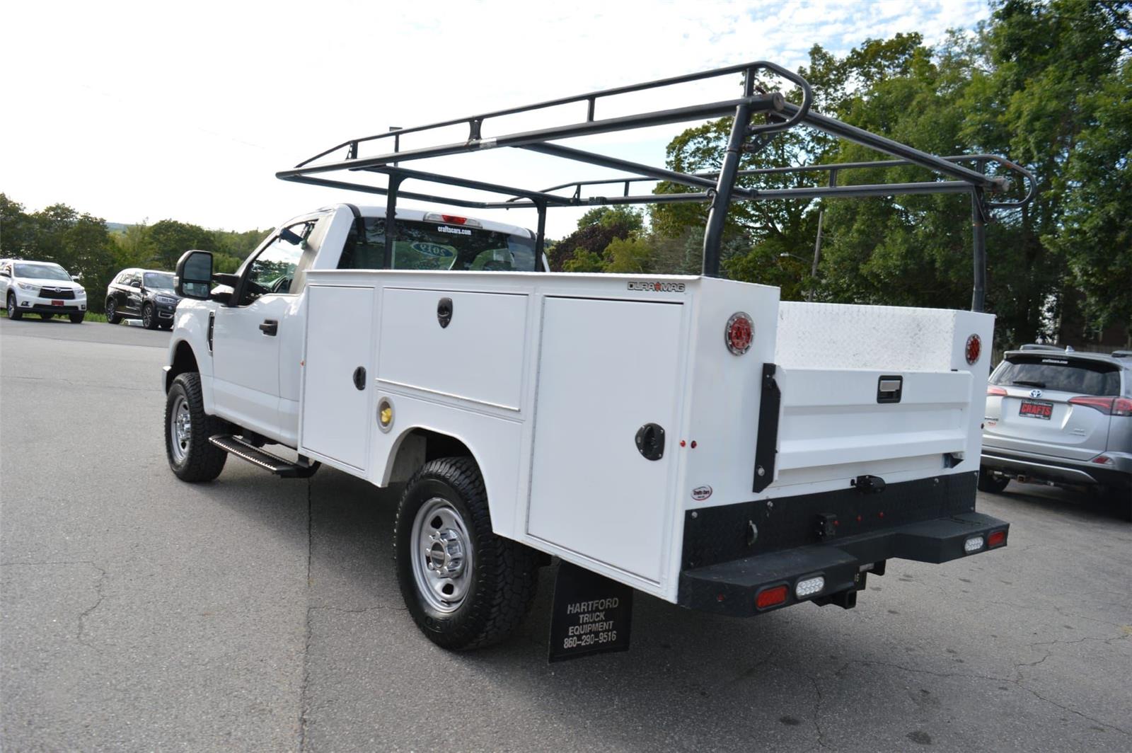 2019 Ford F-350 XL photo 4