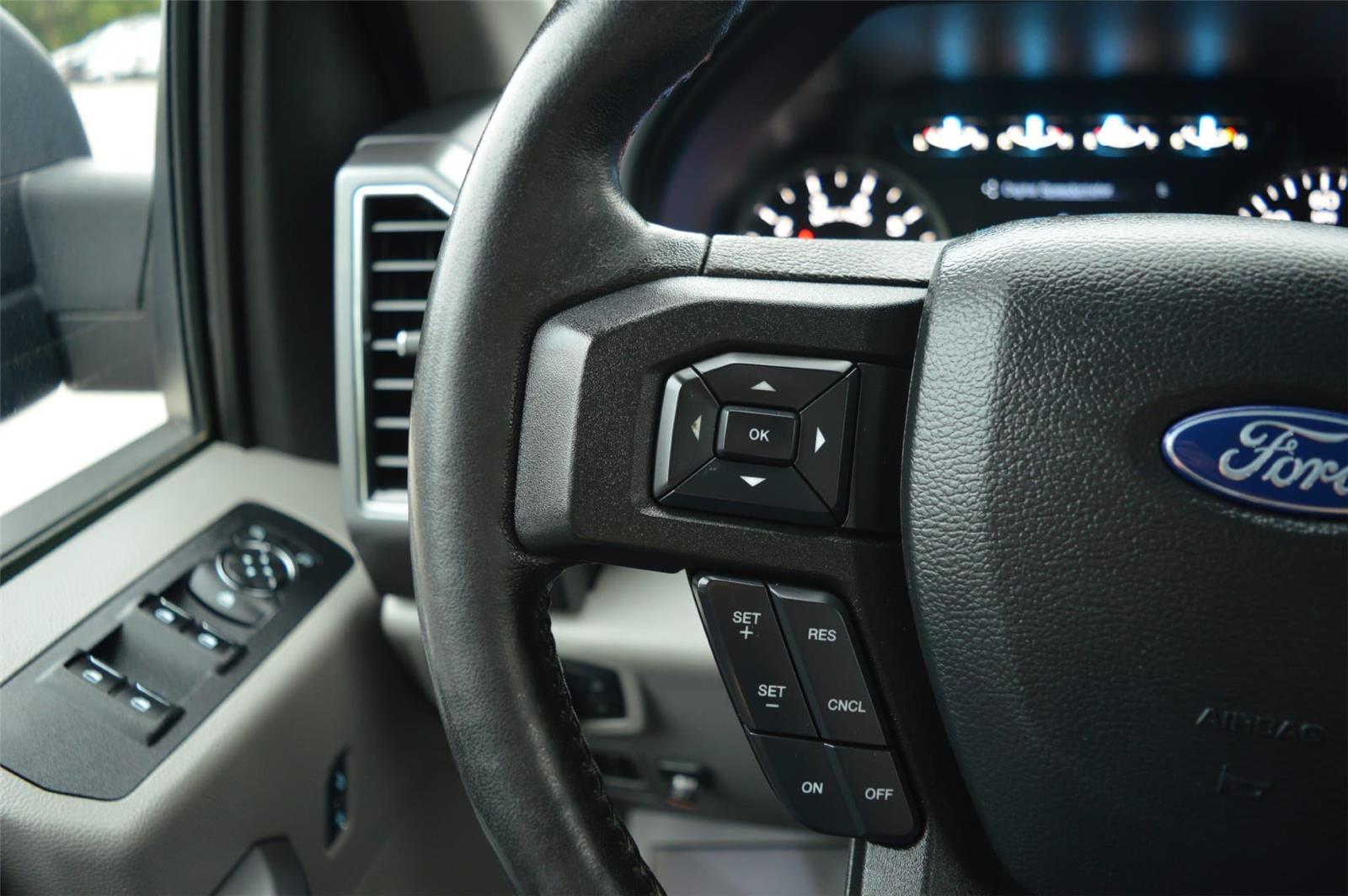 2019 Ford F-150 XLT photo 16