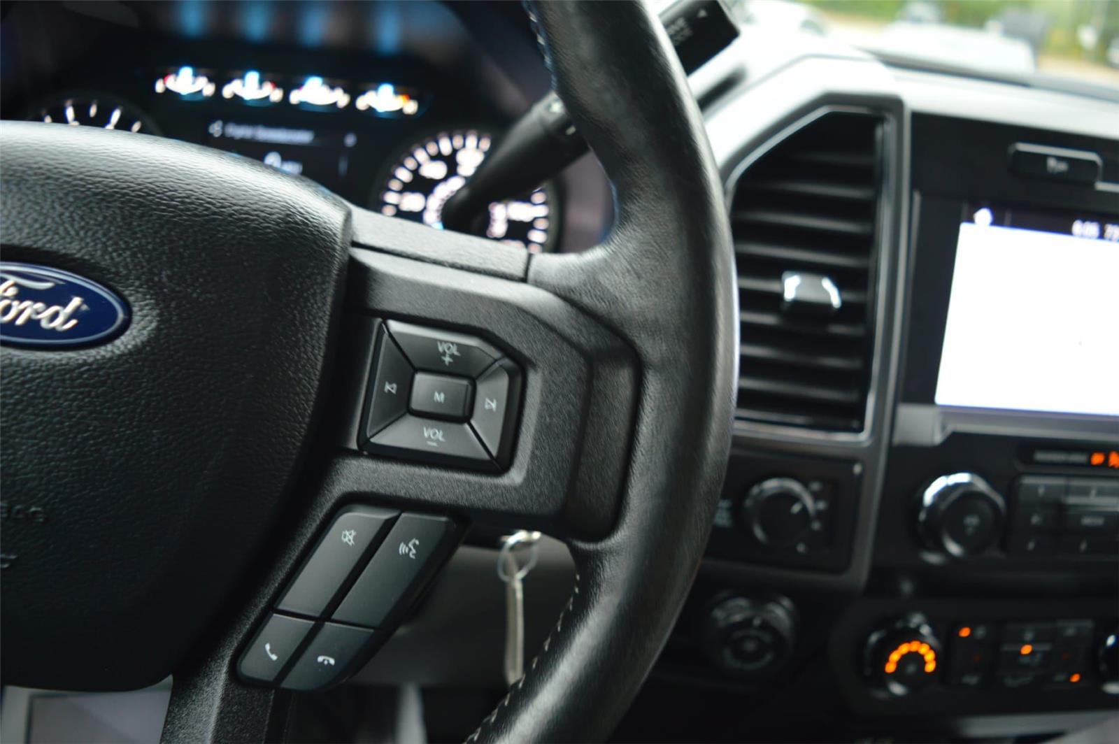 2019 Ford F-150 XLT photo 17