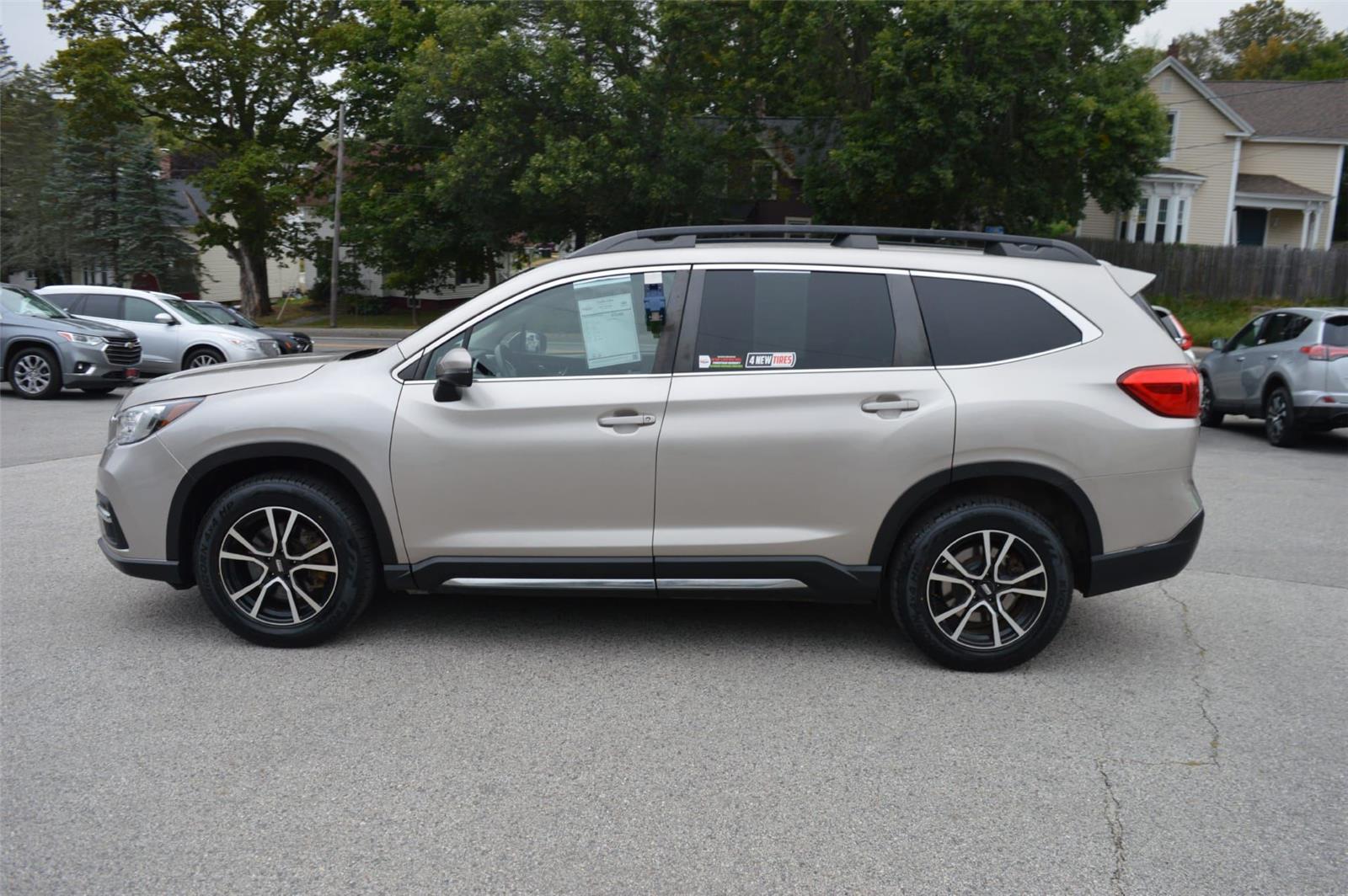 2019 Subaru Ascent Limited photo 2