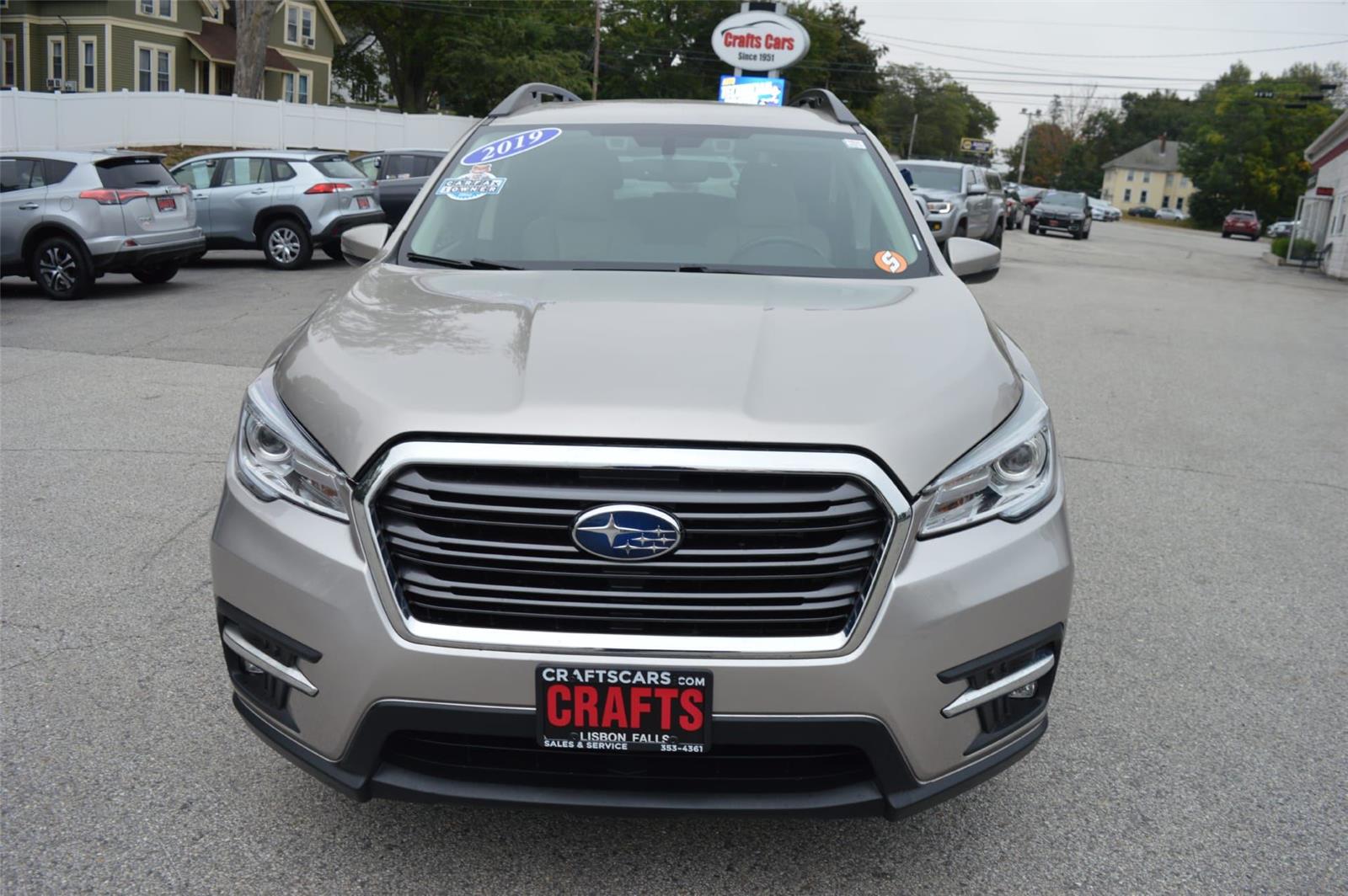 2019 Subaru Ascent Limited photo 8