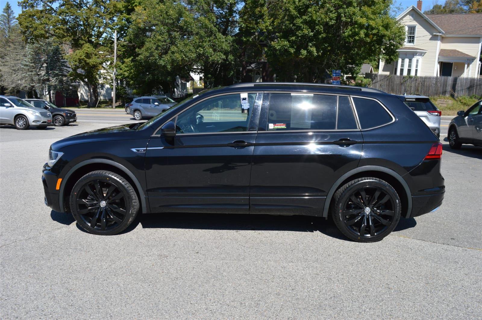 2021 Volkswagen Tiguan SE R-LINE BLACK