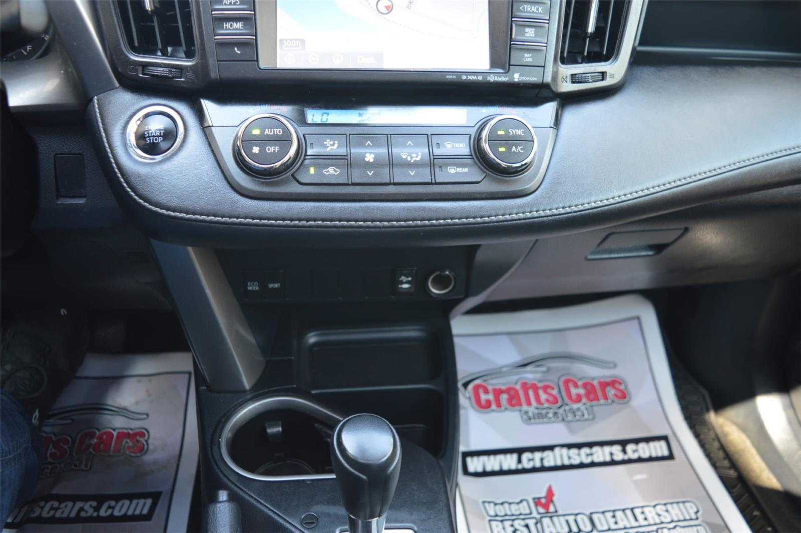 2017 Toyota RAV4 XLE photo 21