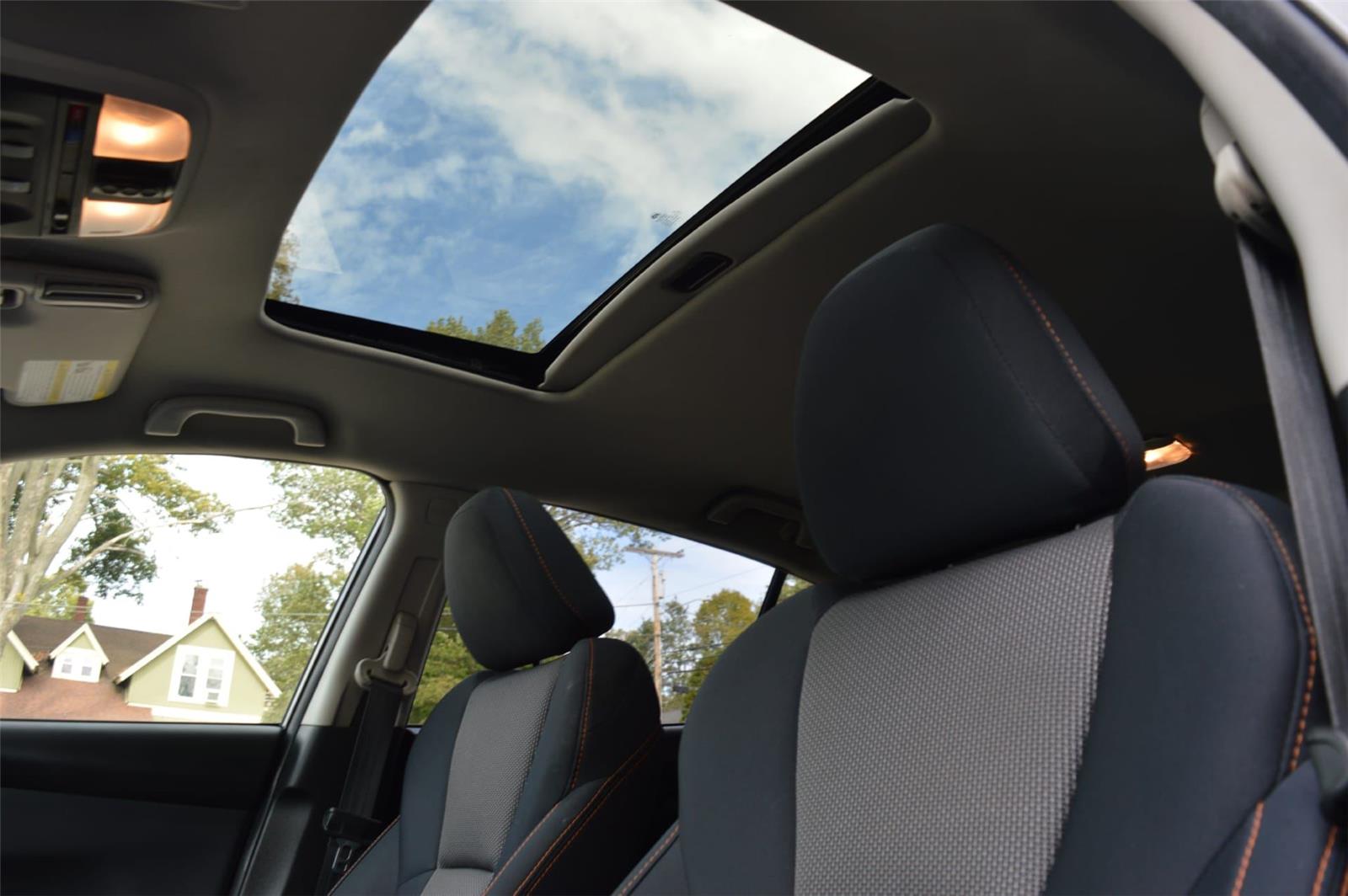 2020 Subaru Crosstrek Premium photo 12