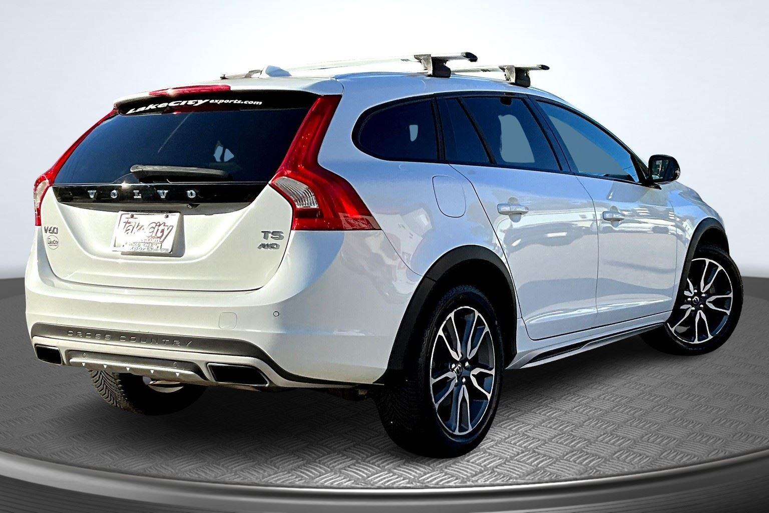 2015 Volvo V60 Platinum