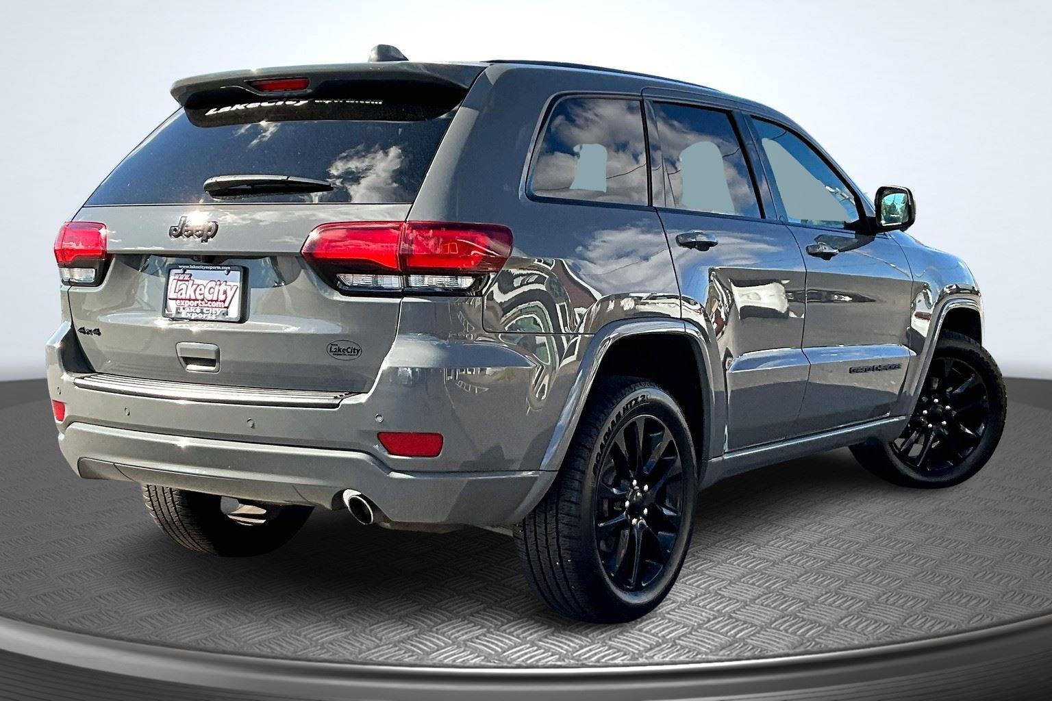 2020 Jeep Grand Cherokee Altitude's photo