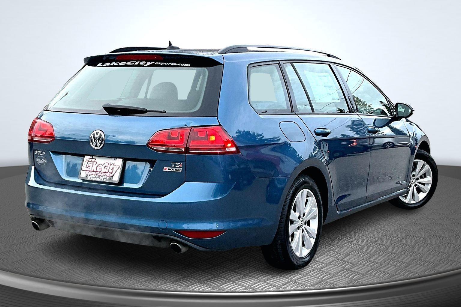 2017 Volkswagen Golf SportWagen S