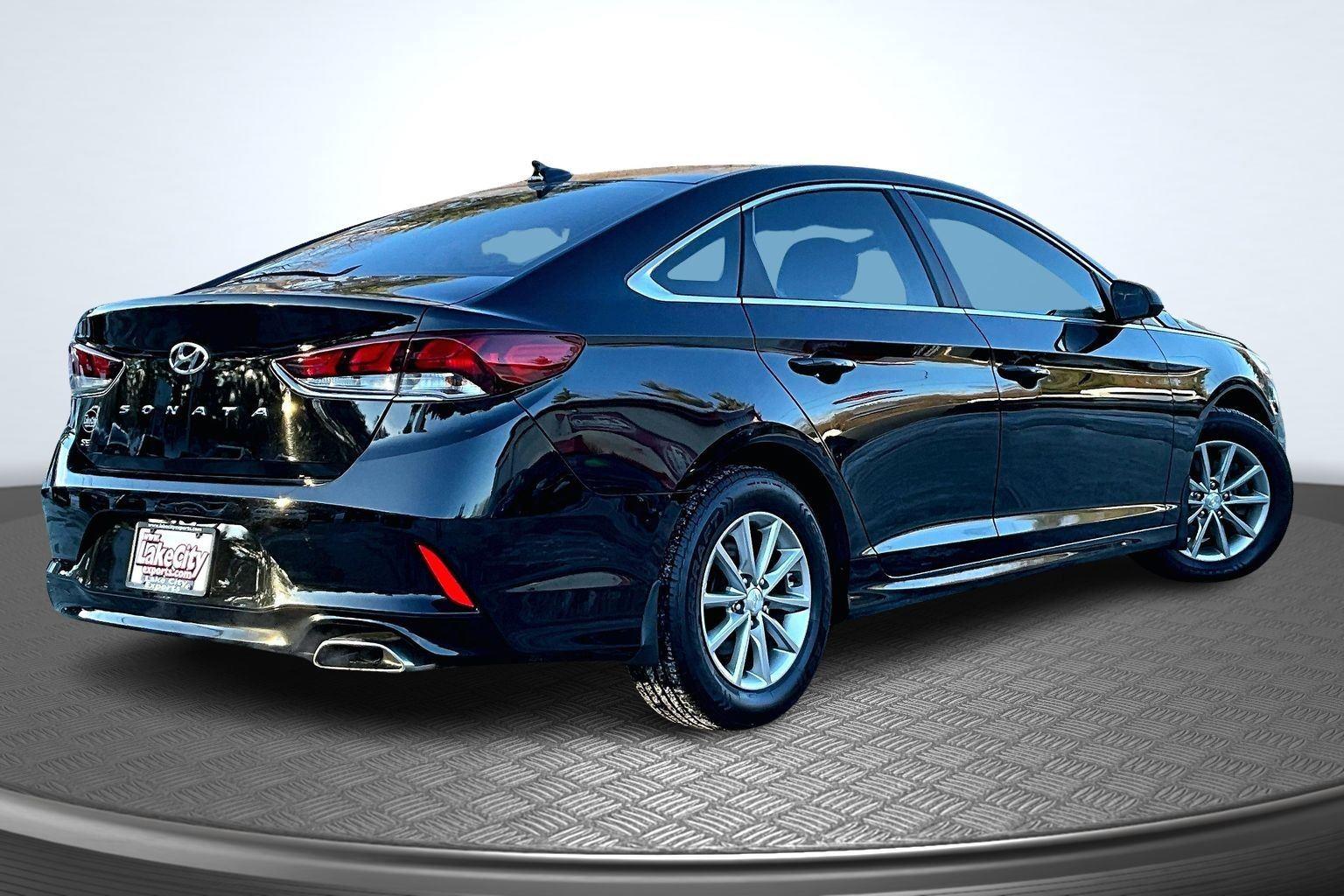 2018 Hyundai Sonata SE's photo