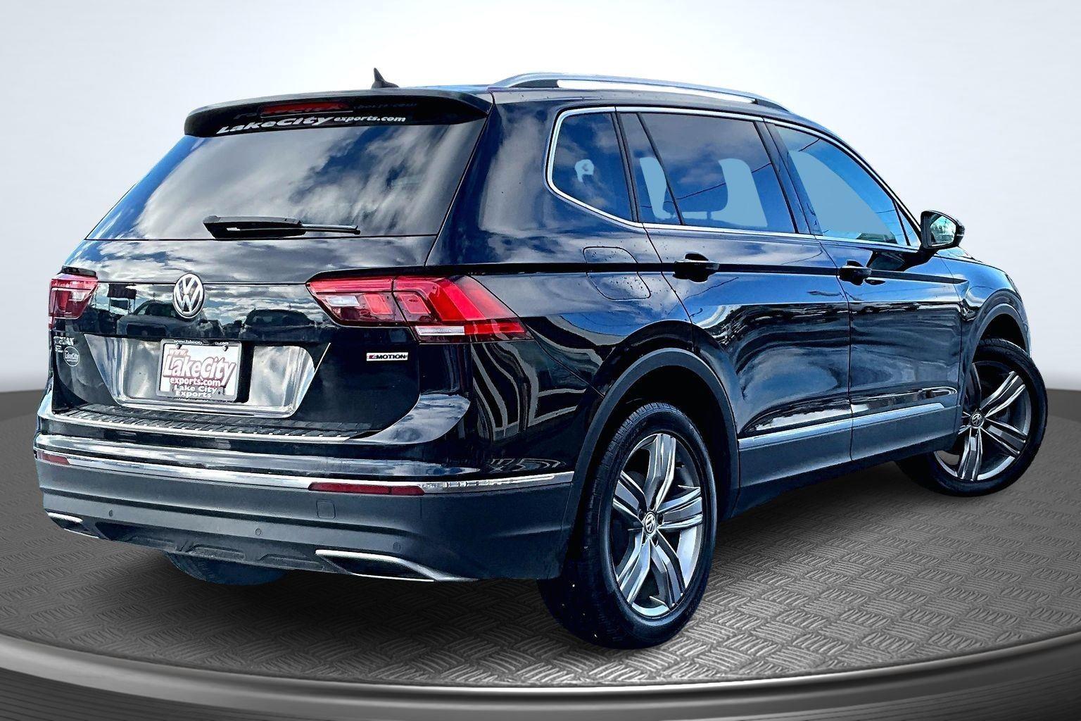 2021 Volkswagen Tiguan SEL's photo