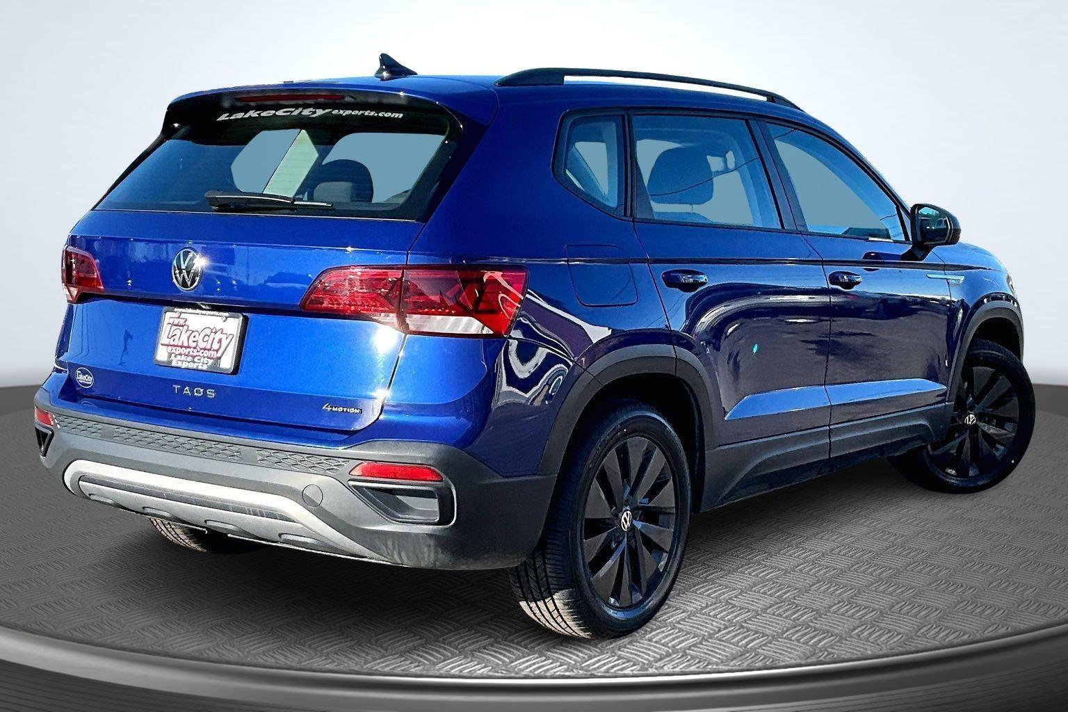 2022 Volkswagen Taos S's photo