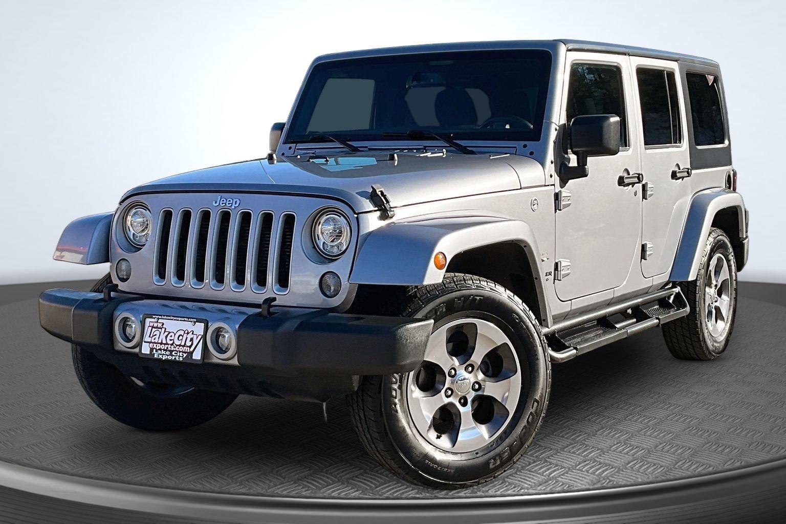 2017 Jeep Wrangler Unlimited Sahara 4WD