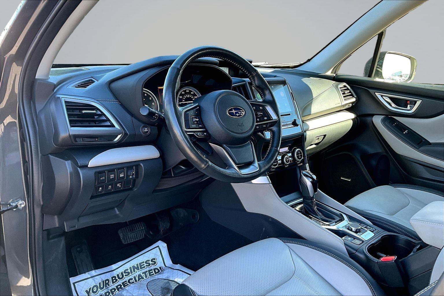 2023 Subaru Forester Limited - Photo 12