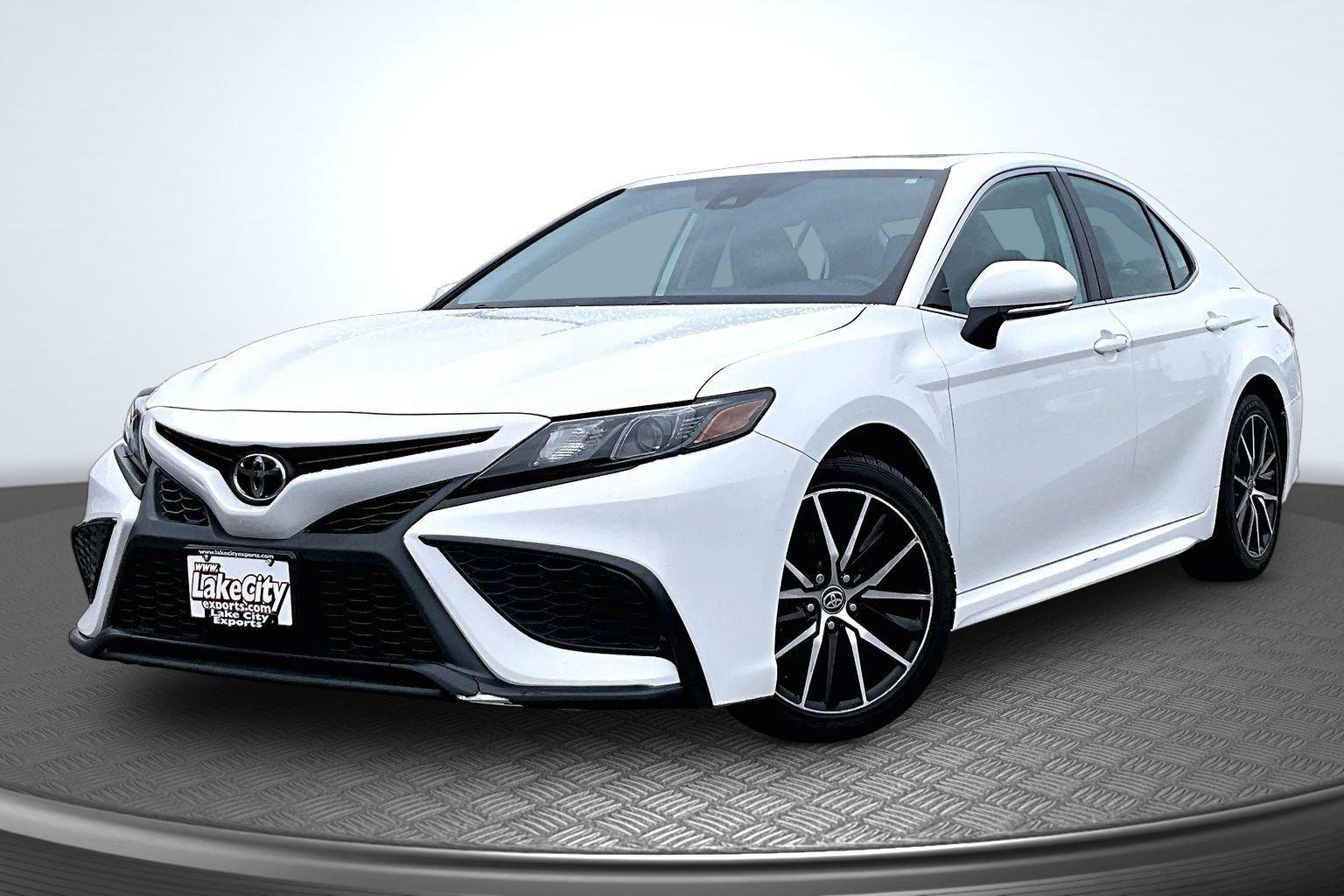 Super White 2021 Toyota Camry SE FWD Sedan Front-Wheel Drive Automatic