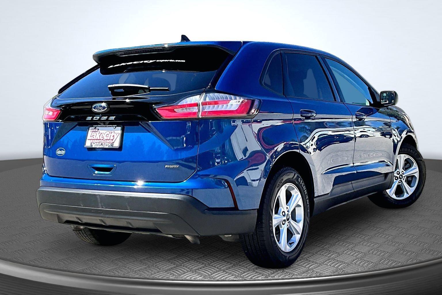 2022 Ford Edge SE