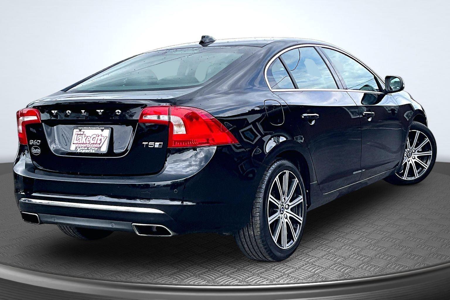 2017 Volvo S60 T5 AWD Inscription's photo