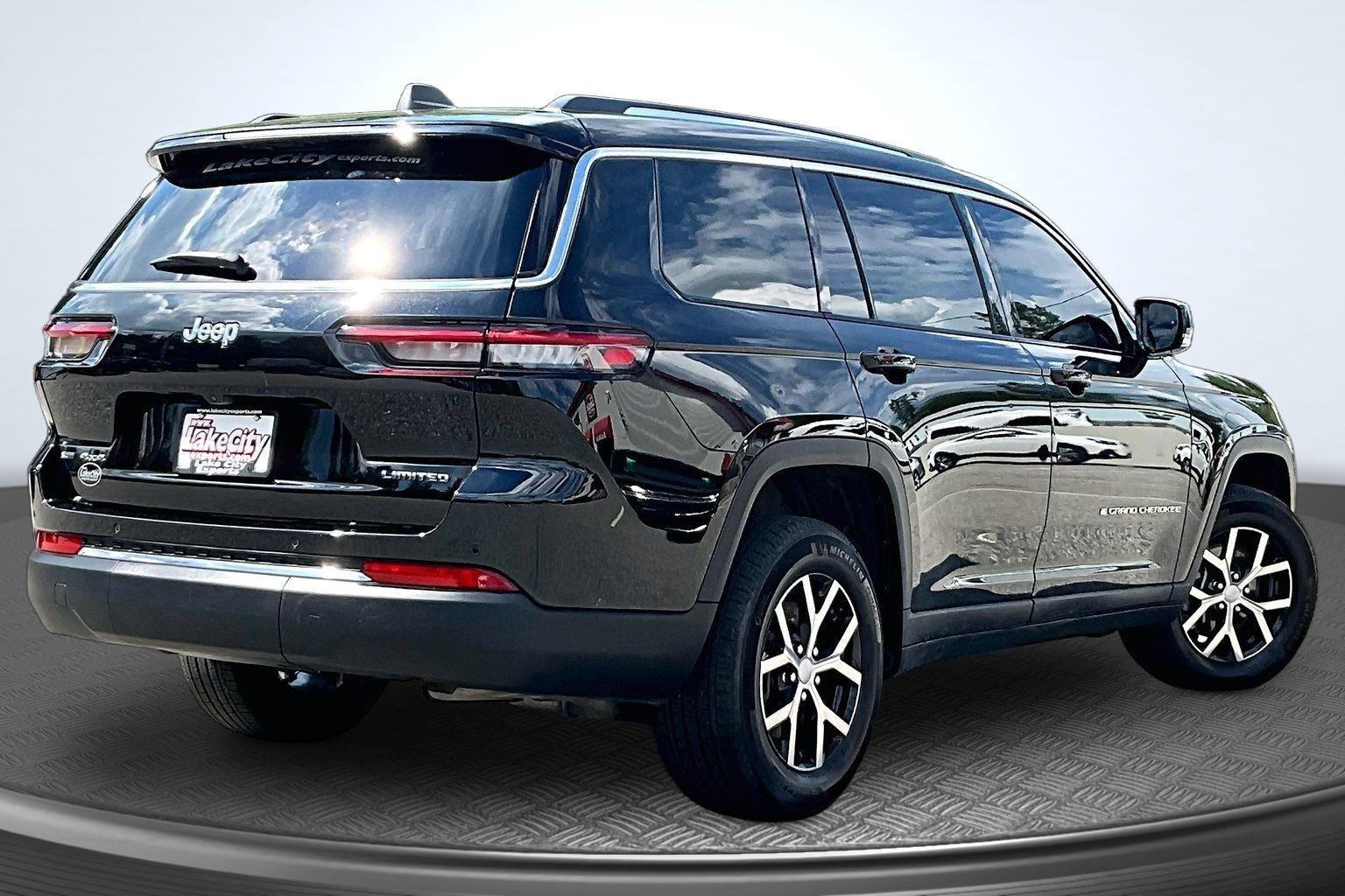 2023 Jeep Grand Cherokee L Limited 4x4's photo