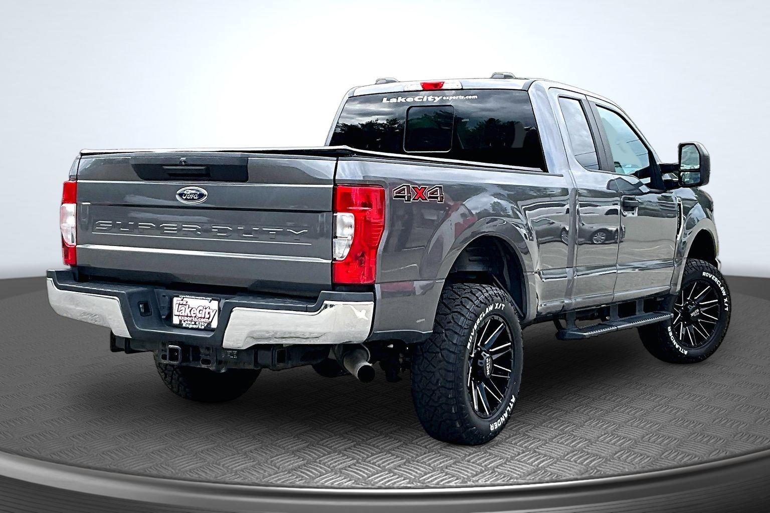 2021 Ford F-250 XL 4x4 SuperCab 8' Box's photo