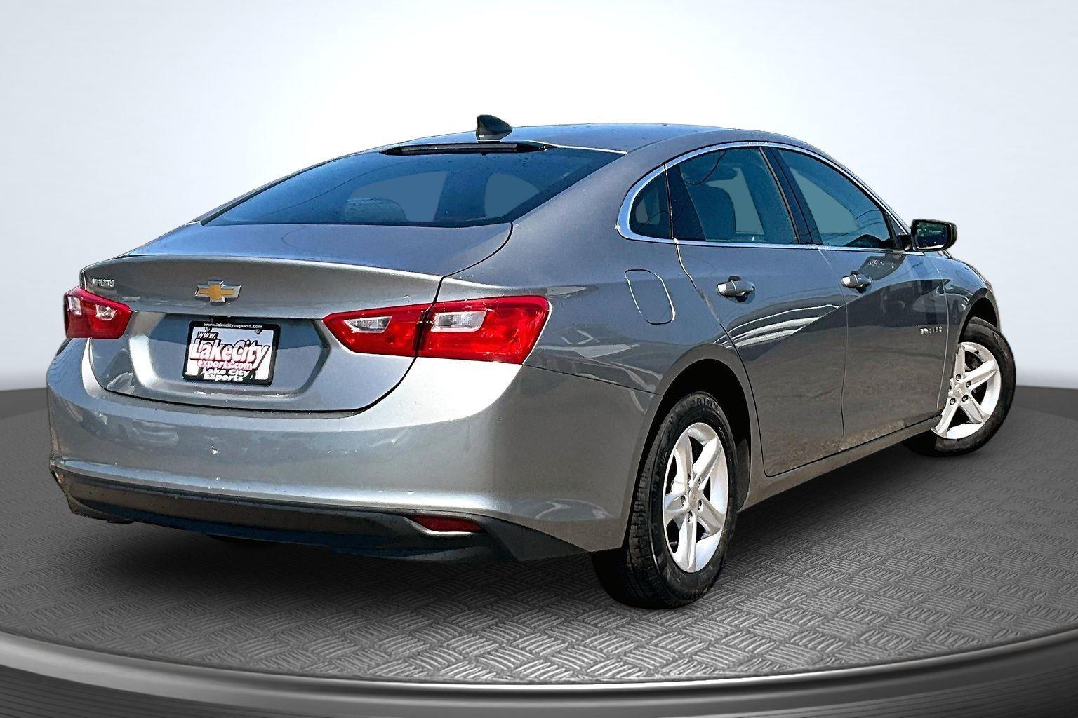 2023 Chevrolet Malibu's photo