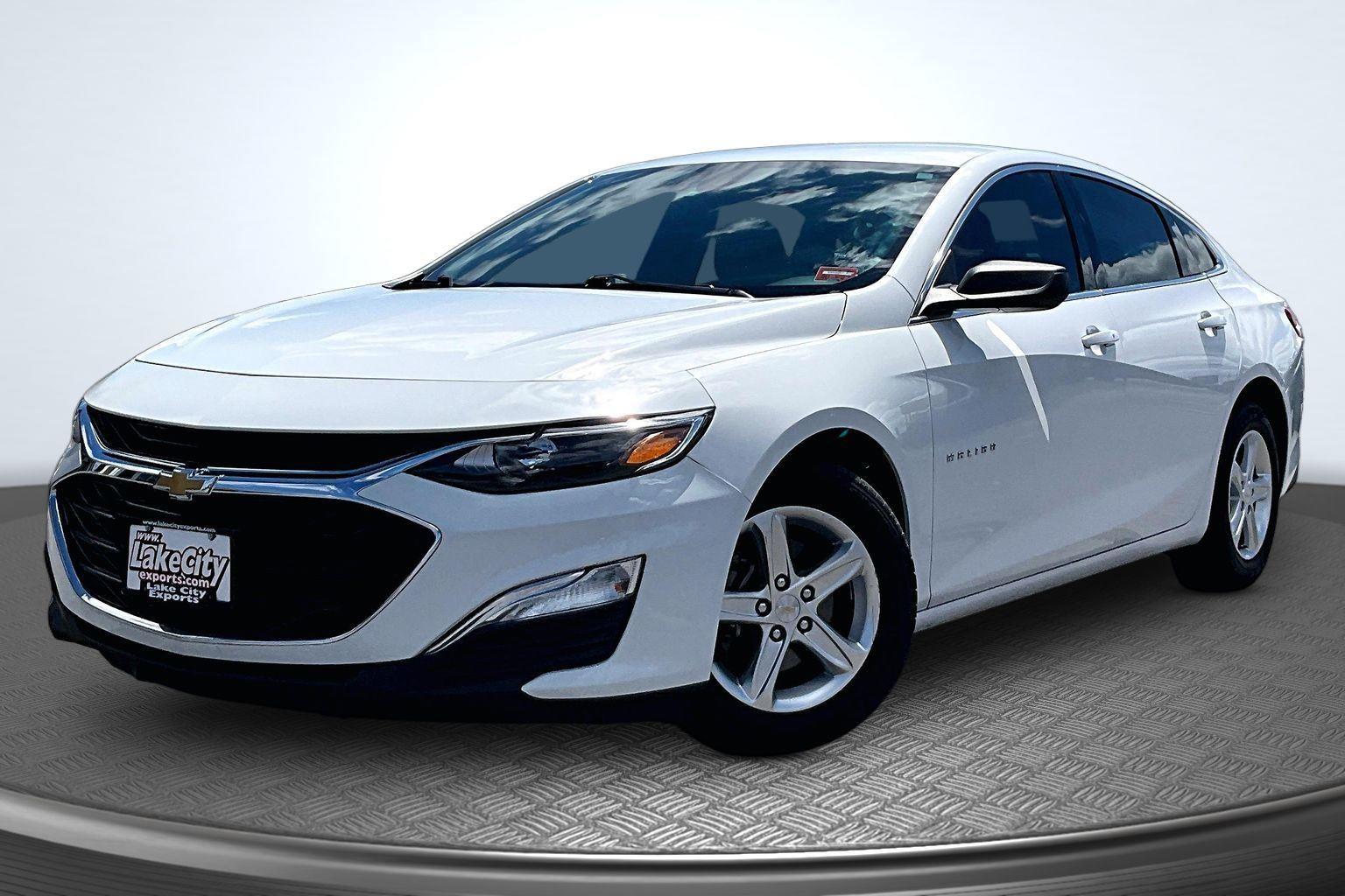 Summit White 2023 Chevrolet Malibu Sedan Front-Wheel Drive Continuously Variable Transmission