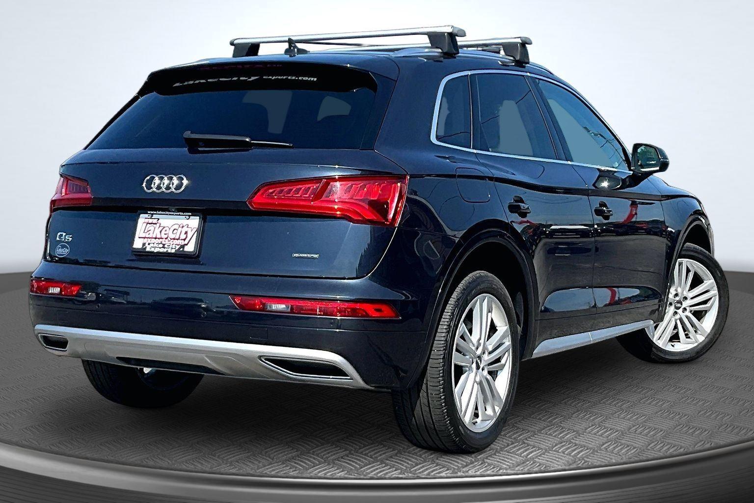 2020 Audi Q5 45 quattro S tronic Premium Plus's photo