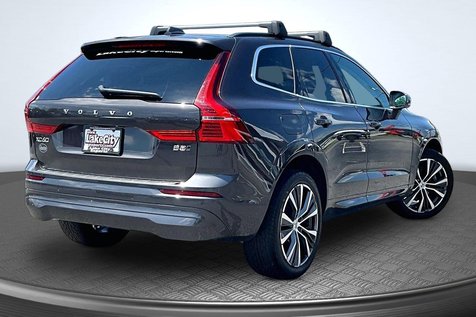 2022 Volvo XC60 B5 Momentum AWD's photo