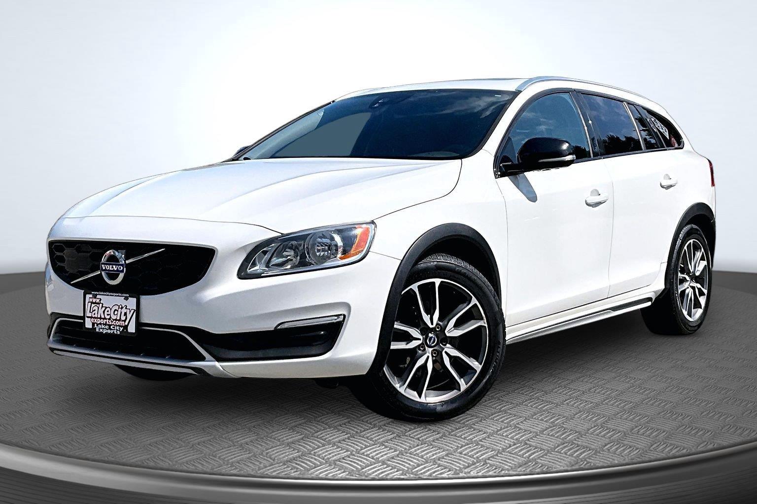 2017 Volvo V60 Cross Country T5 Premier AWD   