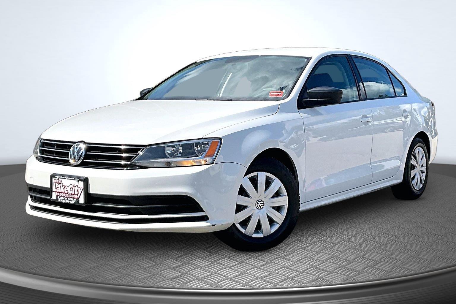 Pure White 2016 Volkswagen Jetta Sedan Front-Wheel Drive Automatic