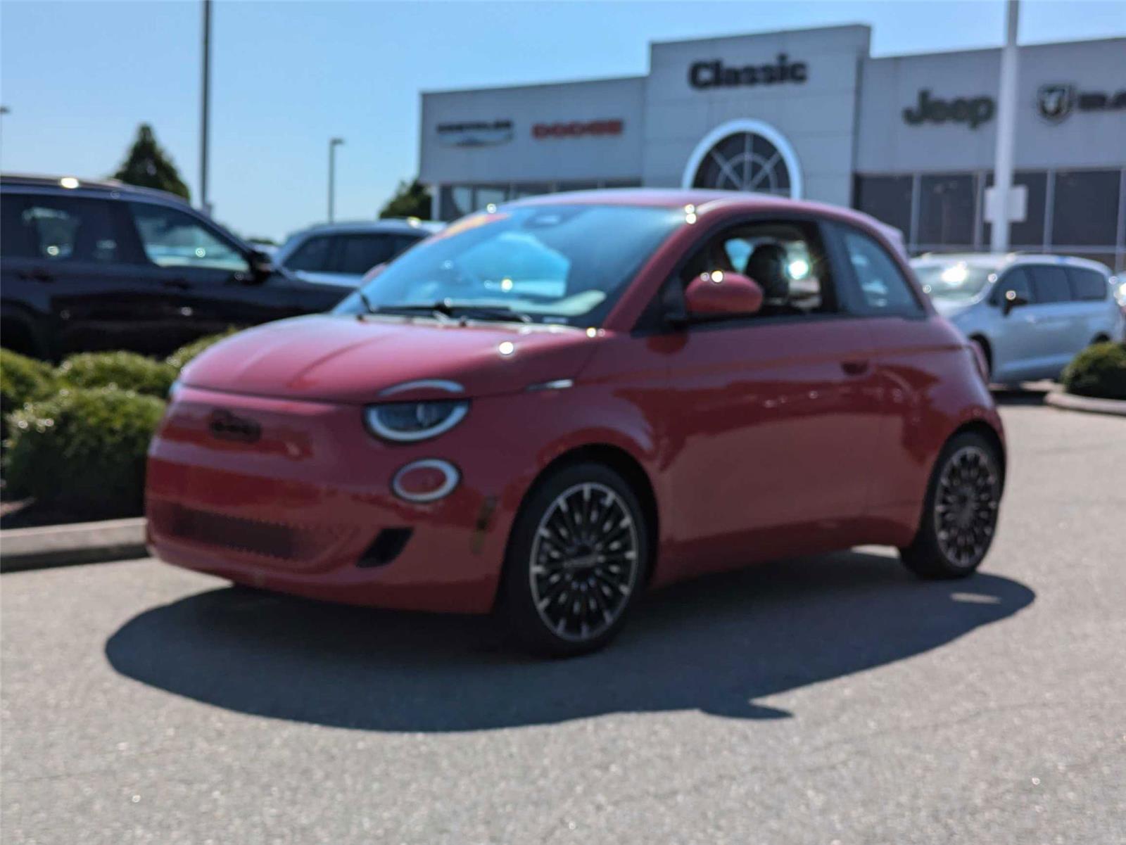 2024 FIAT 500e