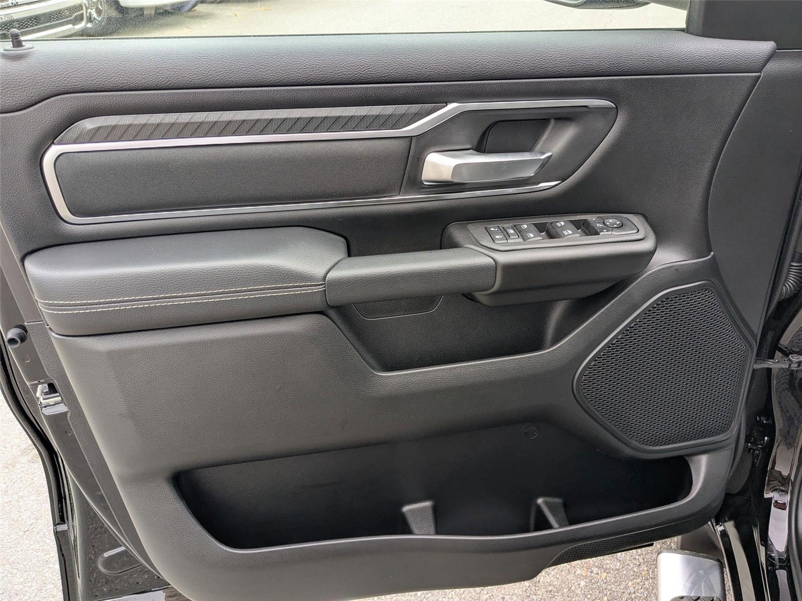2025 RAM 1500 Big Horn/Lone Star - Photo 10