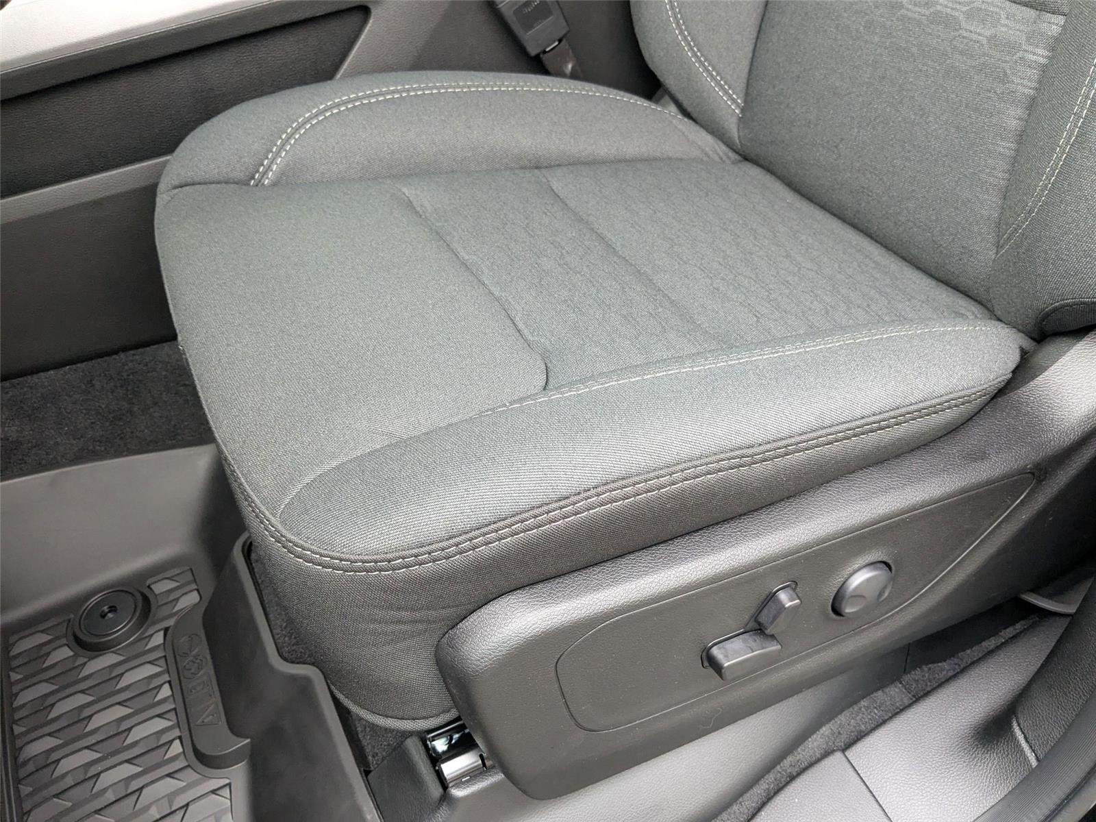 2025 RAM 1500 Big Horn/Lone Star - Photo 13