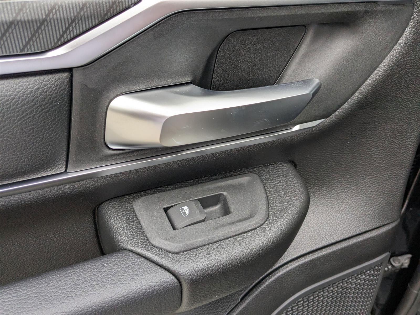 2025 RAM 1500 Big Horn/Lone Star - Photo 23