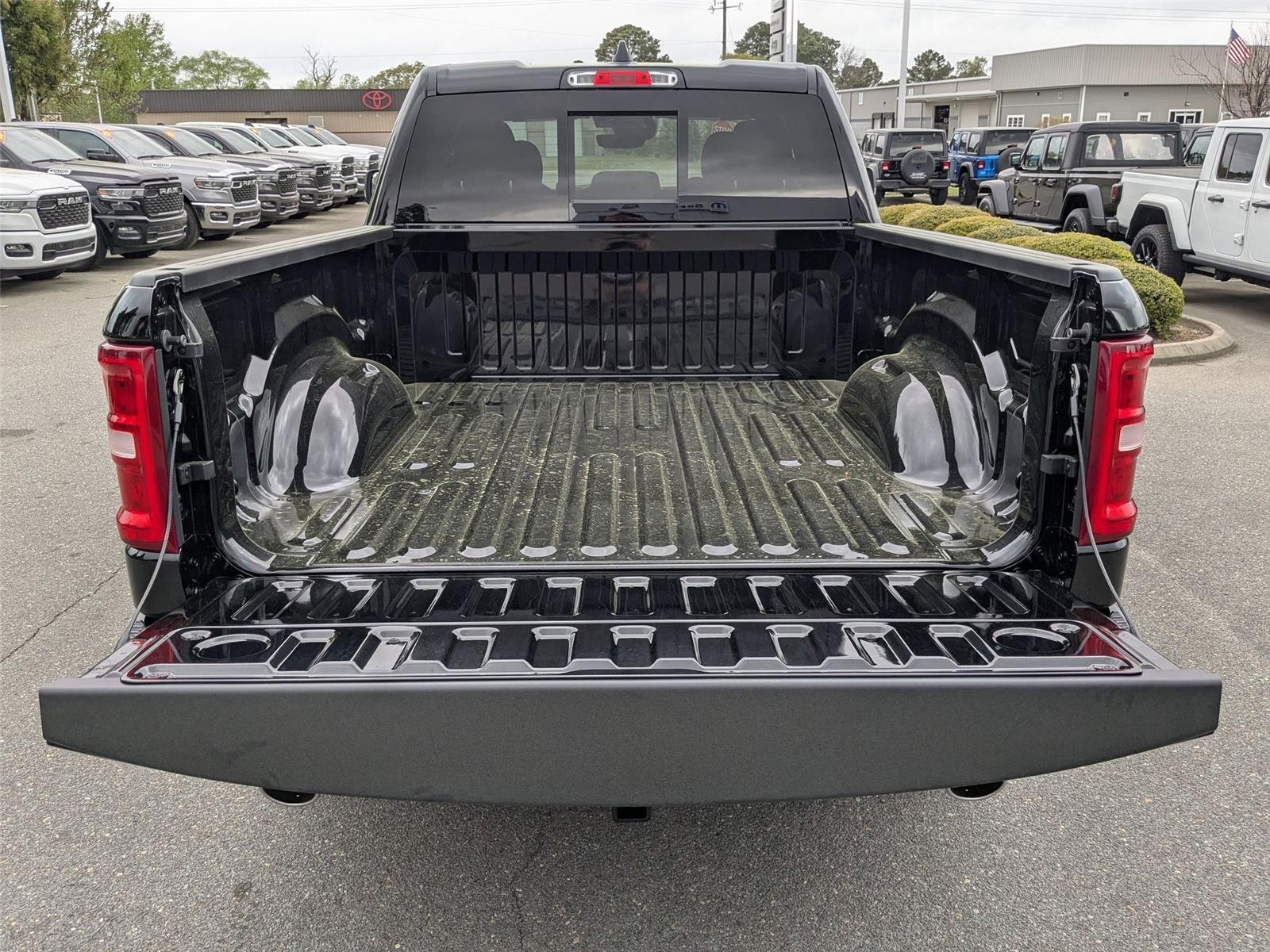 2025 RAM 1500 Big Horn/Lone Star - Photo 26