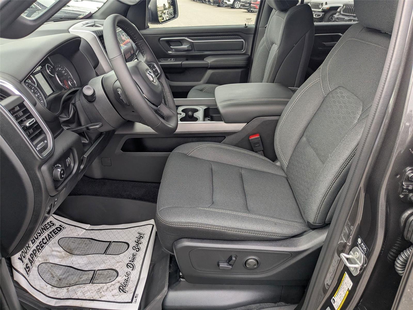 New 2026 Granite Crystal Metallic Clear Ram Big Horn image 12