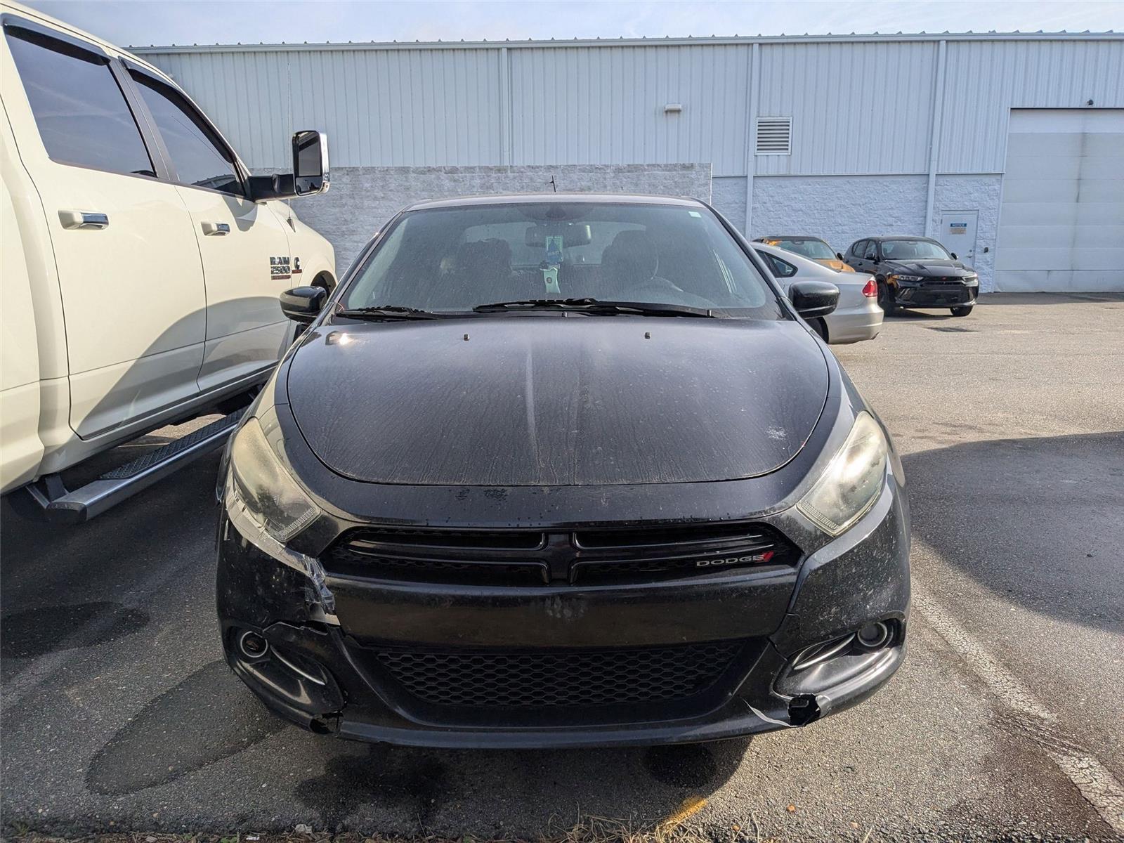 Used 2014 Pitch Black Clearcoat Dodge SXT image 2