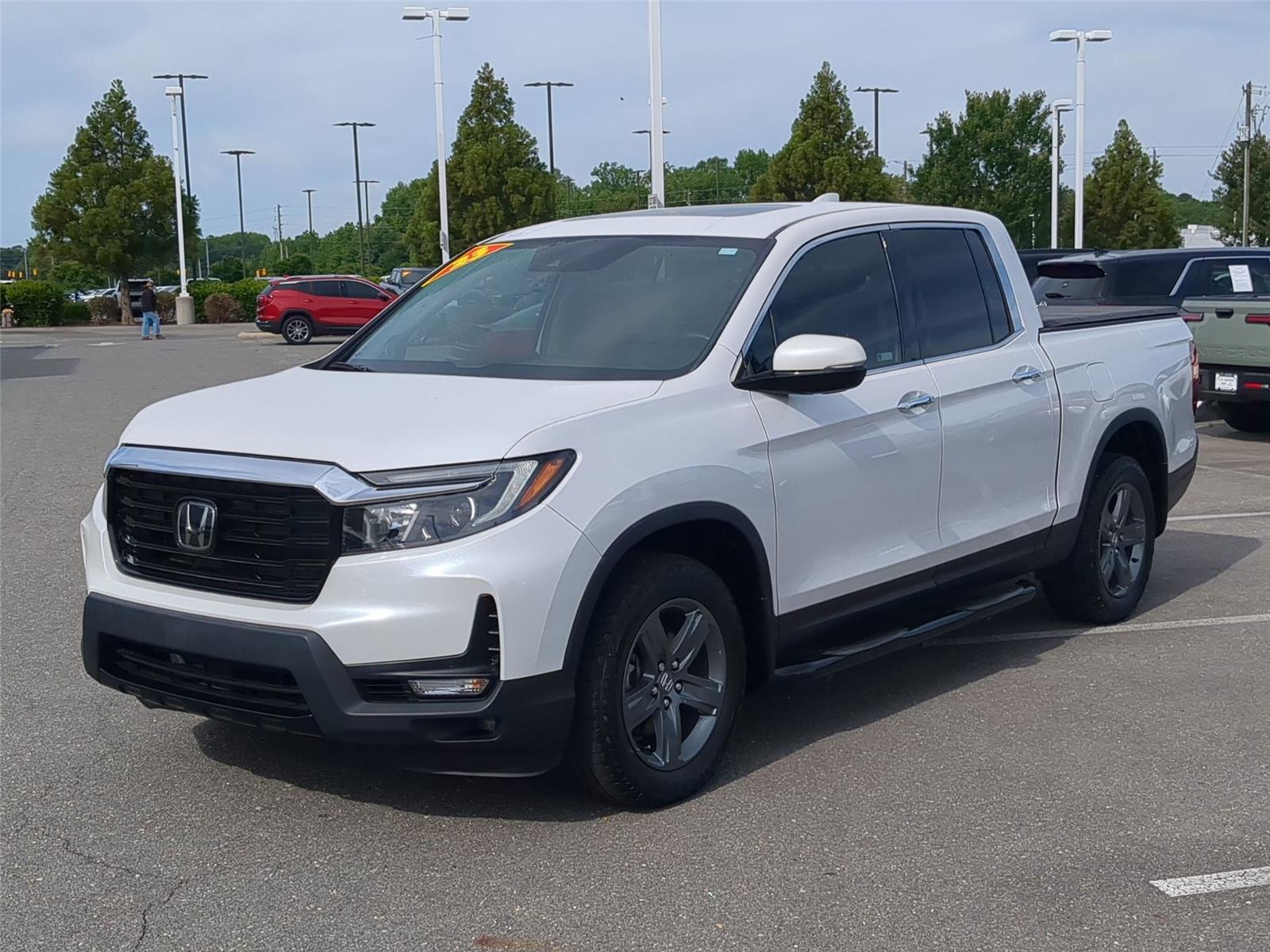 Platinum White Pearl 2023 Honda Ridgeline RTL-E AWD Pickup Truck All-Wheel Drive Automatic