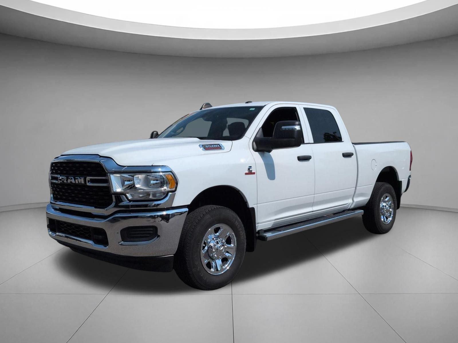 2024 RAM 3500 Tradesman Crew Cab 4WD
